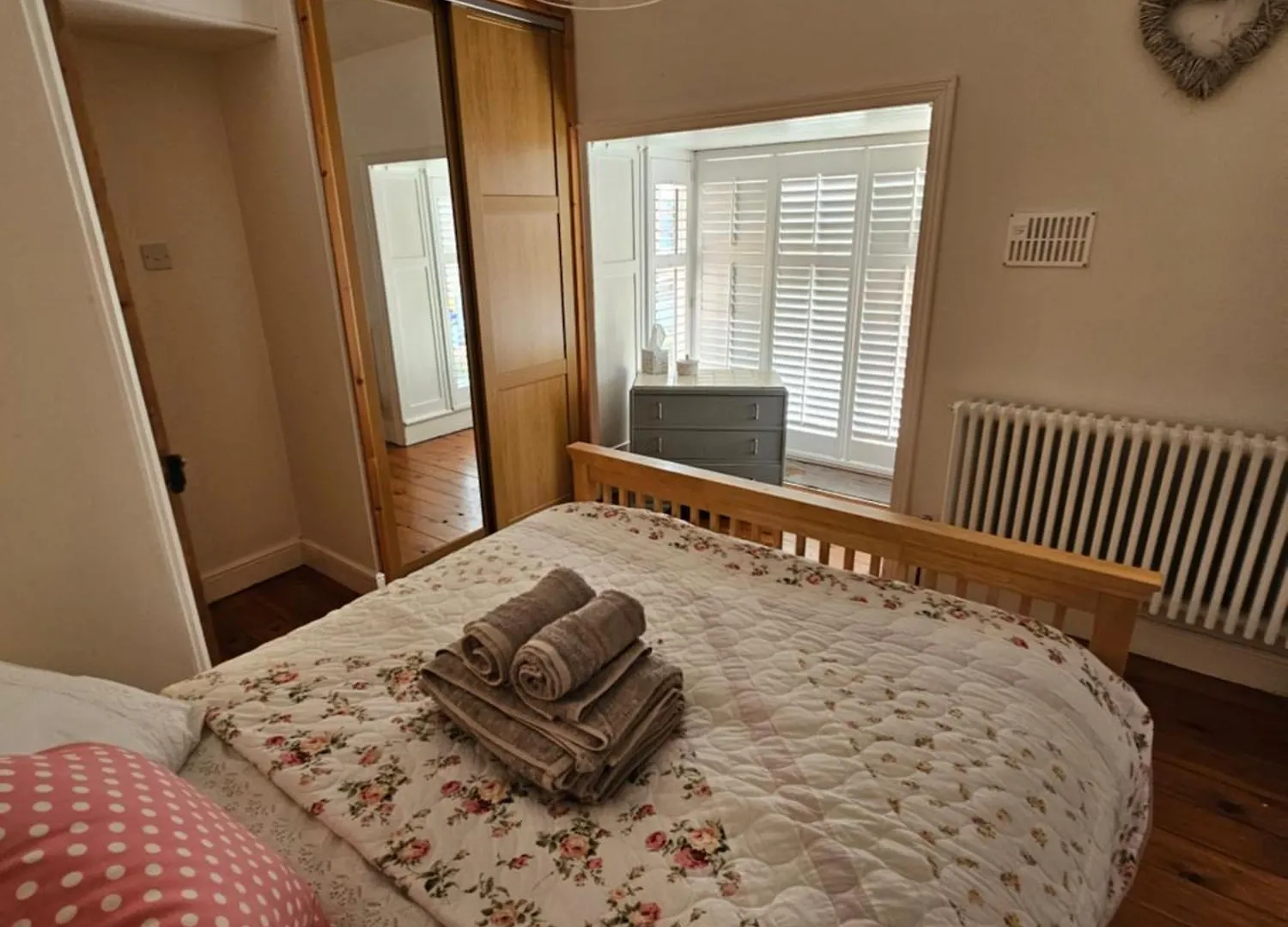 Grade 2 Listed School Cottage In York. 0*, York